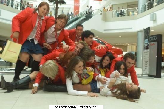 ReBelDe - Aici vb si punem poze despre rebelde! - Telenovele